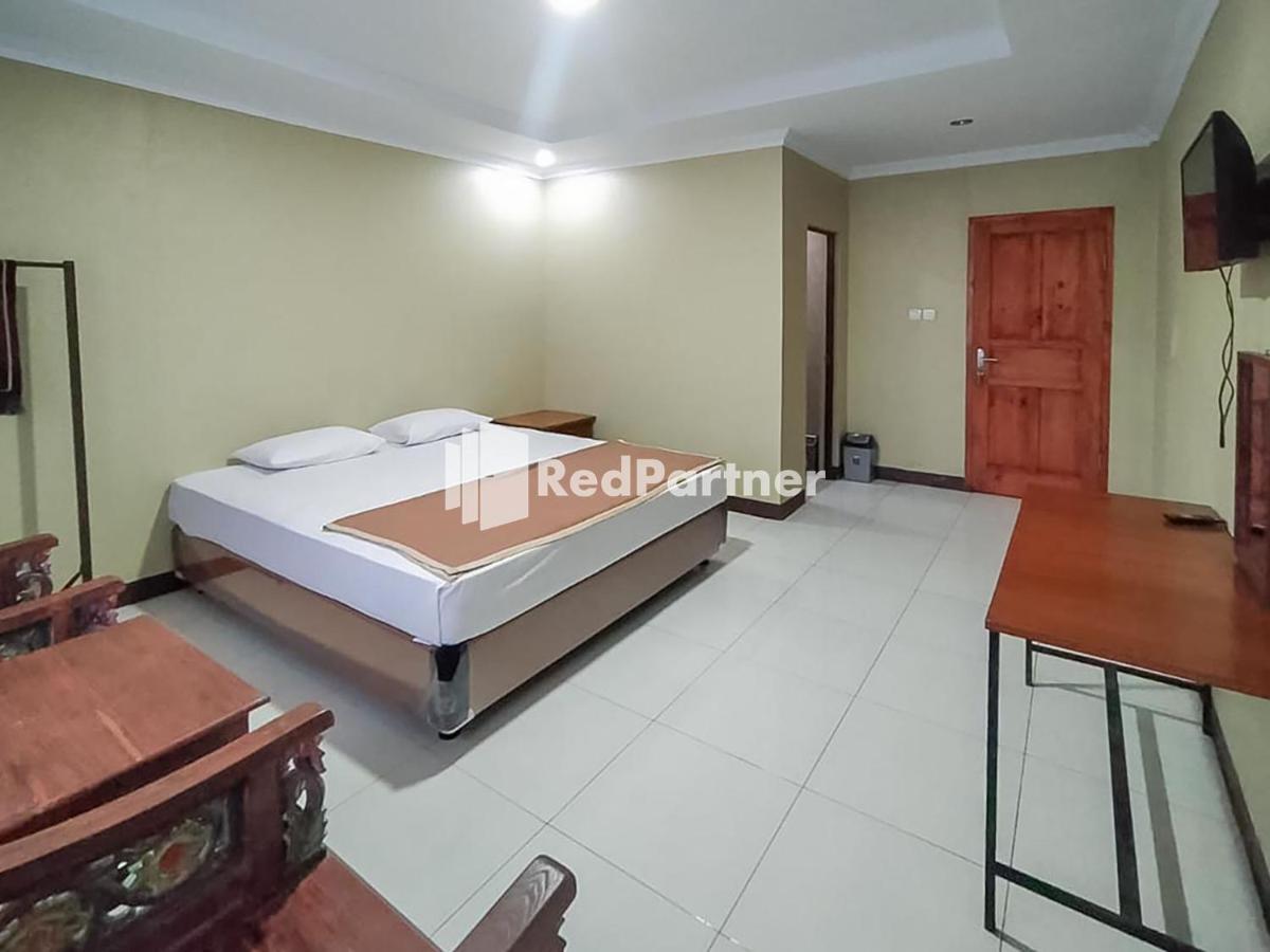 Pertiwi Village Redpartner Paragajen Exterior foto